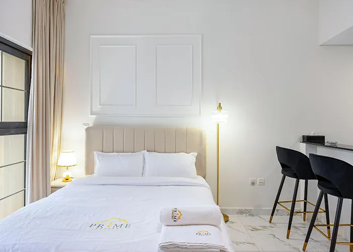 Sophisticated Studio With Dubailand Views